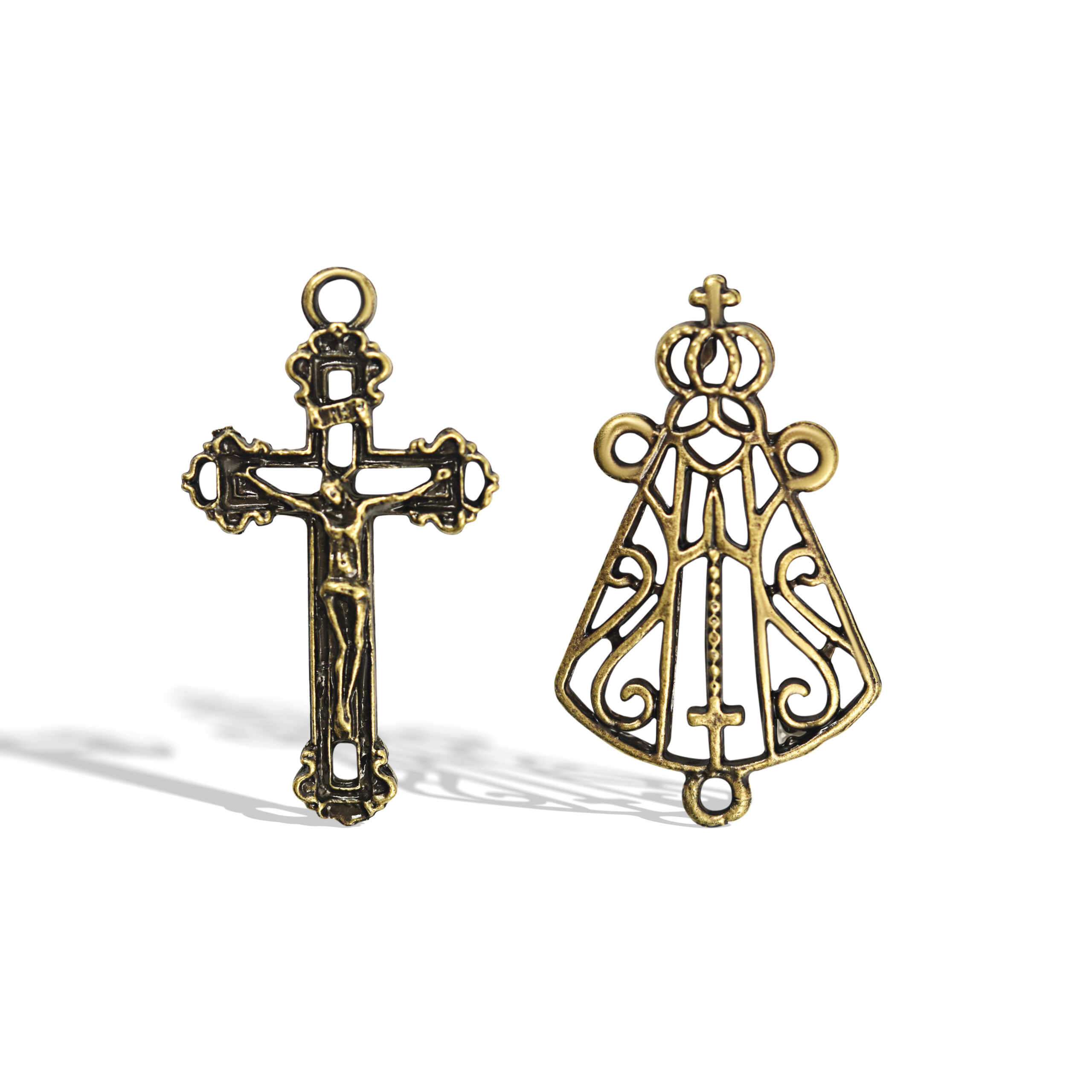 Conjunto Cruz c/ entremeio de metal para terço ouro velho (2 Unidades)- 66585